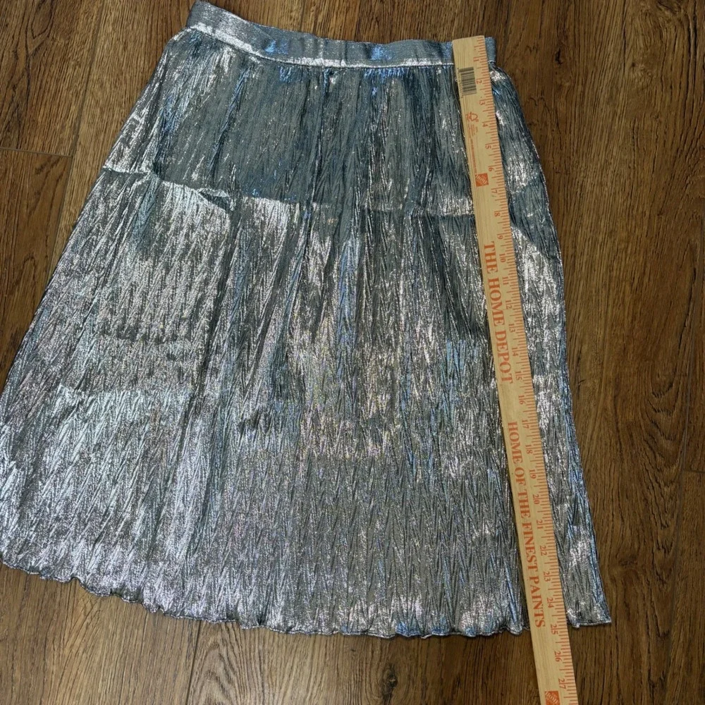 VTG 80s Evan Picone Silver Metallic Crinkle Pleated Midi Skirt ILGWU Made in USA
